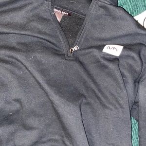 Long sleeve quarter zip